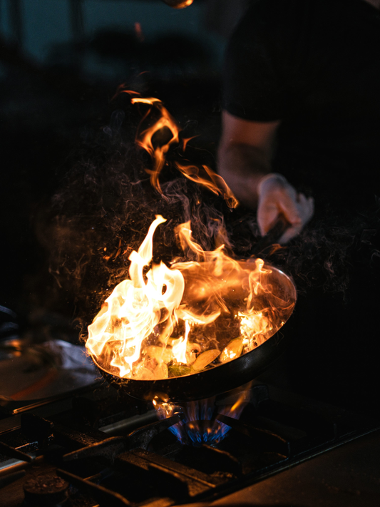 kitchen-fire-blanket-role-in-home-safety